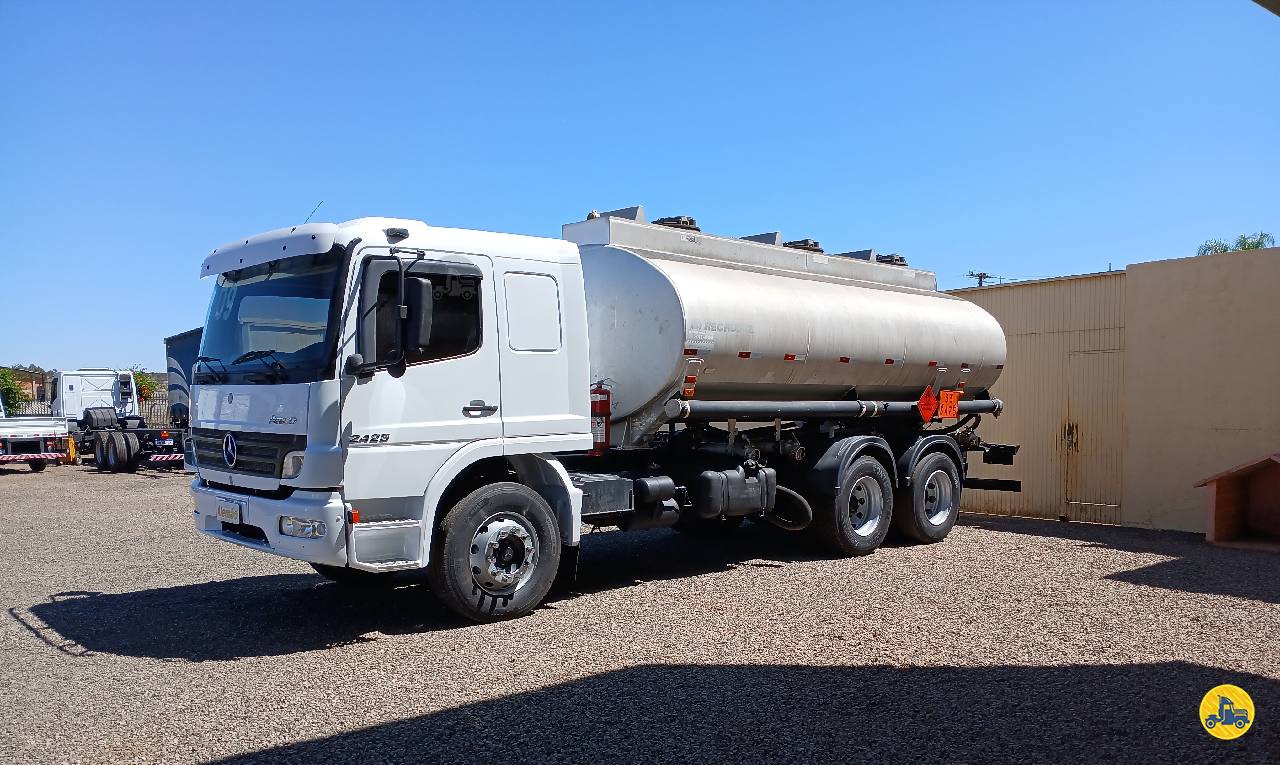 CAMINHAO MERCEDES-BENZ MB 2425 Tanque Aço Truck 6x2 Alemão Caminhões GETULIO VARGAS RIO GRANDE DO SUL RS