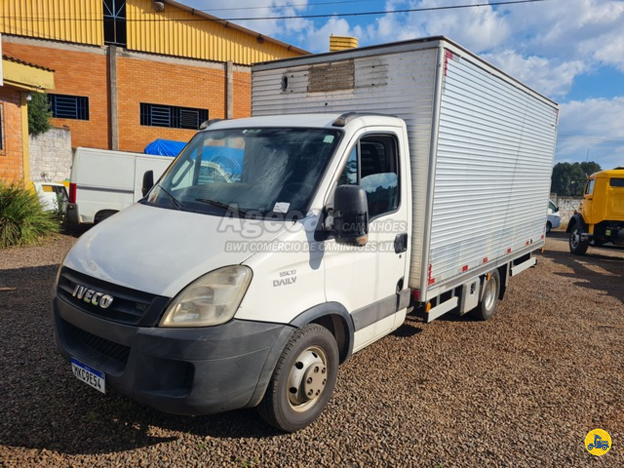 CAMINHAO IVECO DAILY 55c17 Baú Térmico Toco 4x2 Agecar Caminhões GETULIO VARGAS RIO GRANDE DO SUL RS