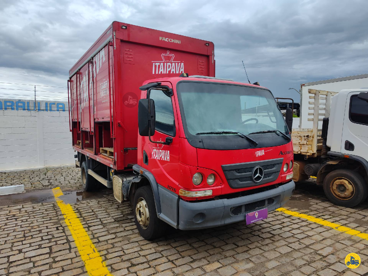 CAMINHAO MERCEDES-BENZ MB 1016 Baú Bebidas Cavalo 4x2 Transrio VW - Palmas PALMAS TOCANTINS TO