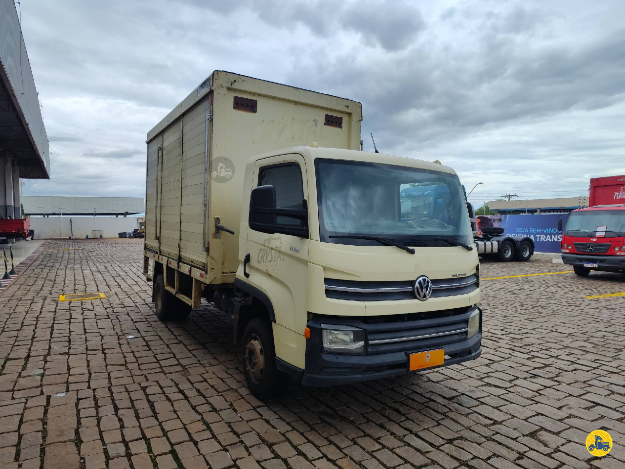 CAMINHAO VOLKSWAGEN VW 11180 Baú Bebidas Toco 4x2 Transrio VW - Palmas PALMAS TOCANTINS TO