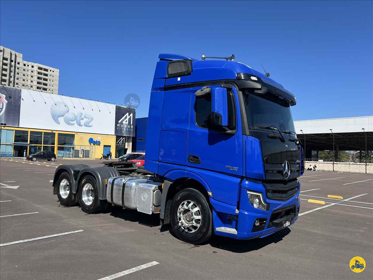 CAMINHAO MERCEDES-BENZ MB 2548 Cavalo Mecânico Cavalo 6x2 Vitória Caminhões CURITIBA PARANÁ PR
