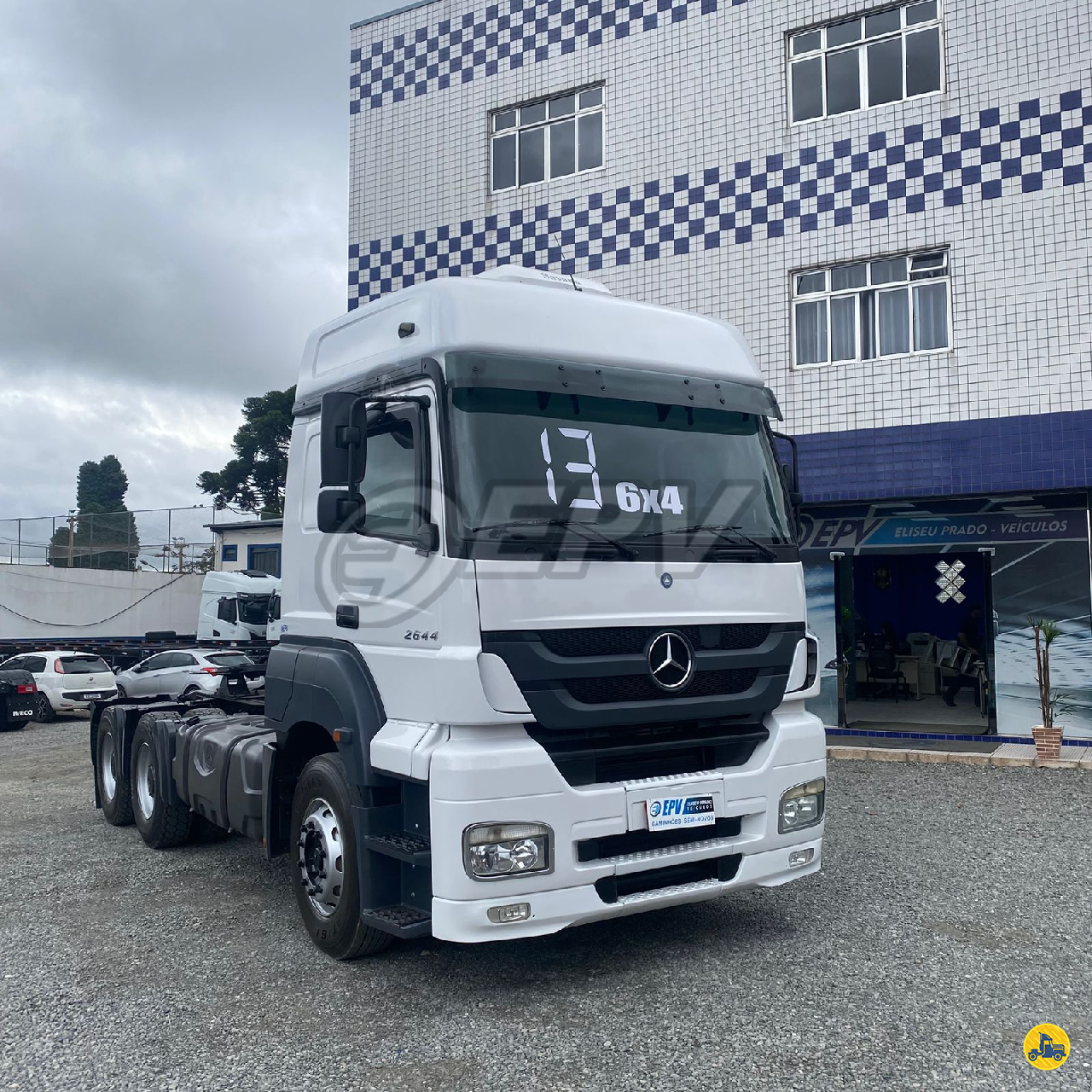 CAMINHAO MERCEDES-BENZ MB 2644 Cavalo Mecânico Cavalo 6x4 EPV Veículos CURITIBA PARANÁ PR