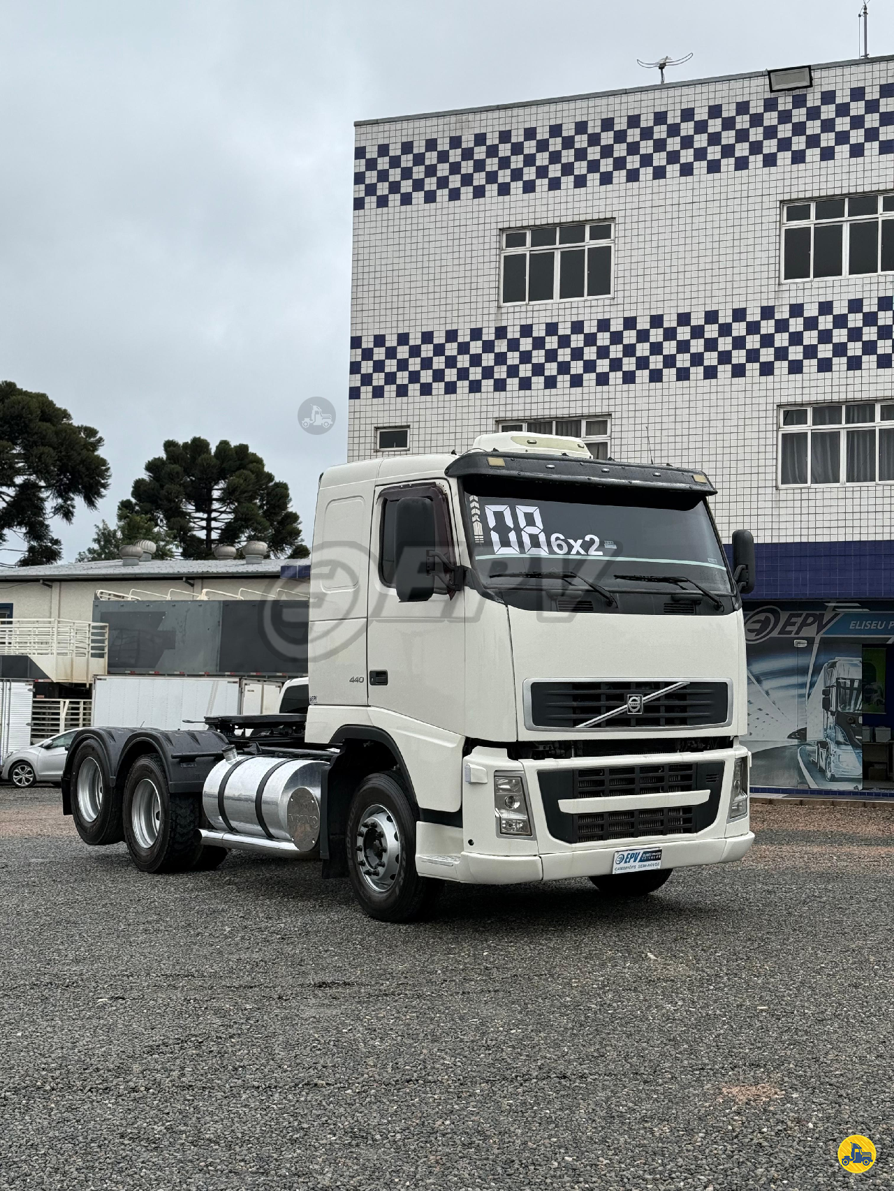 CAMINHAO VOLVO VOLVO FH 440 Cavalo Mecânico Cavalo 6x2 EPV Veículos CURITIBA PARANÁ PR