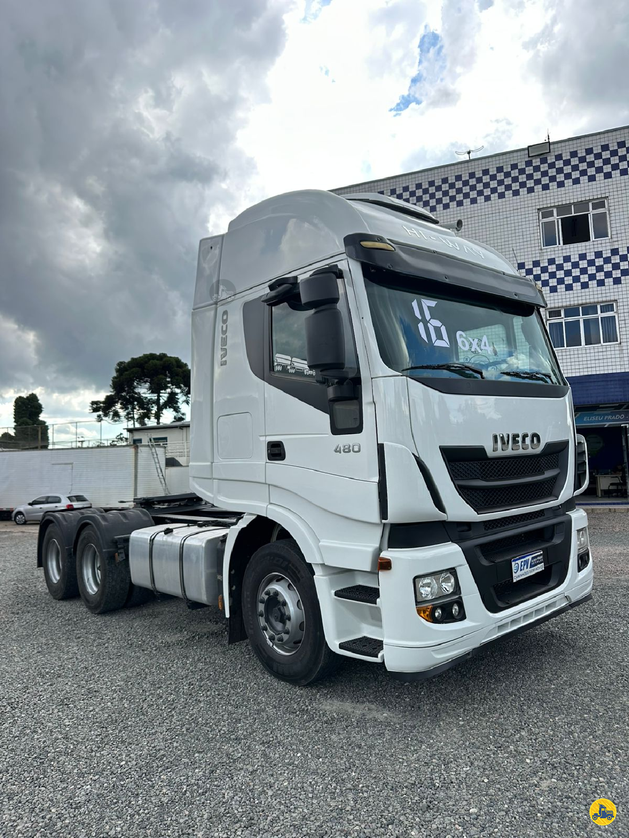 CAMINHAO IVECO HI WAY 480 Cavalo Mecânico Cavalo 6x4 EPV Veículos CURITIBA PARANÁ PR