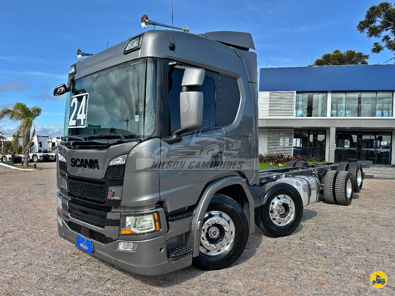 CAMINHAO SCANIA SCANIA P320 Chassis BiTruck 8x2 Nilson Caminhoes SAO JOSE DOS PINHAIS PARANÁ PR