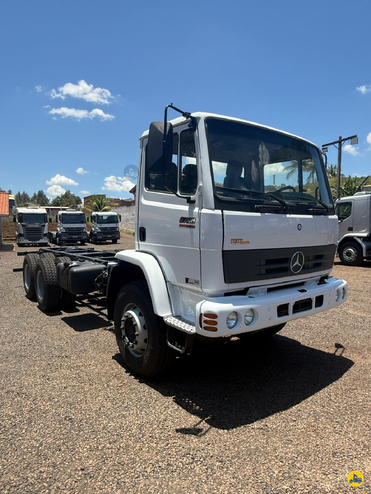 CAMINHAO MERCEDES-BENZ MB 2726 Chassis Traçado 6x4 FF Caminhões Ribeirão Preto RIBEIRAO PRETO SÃO PAULO SP