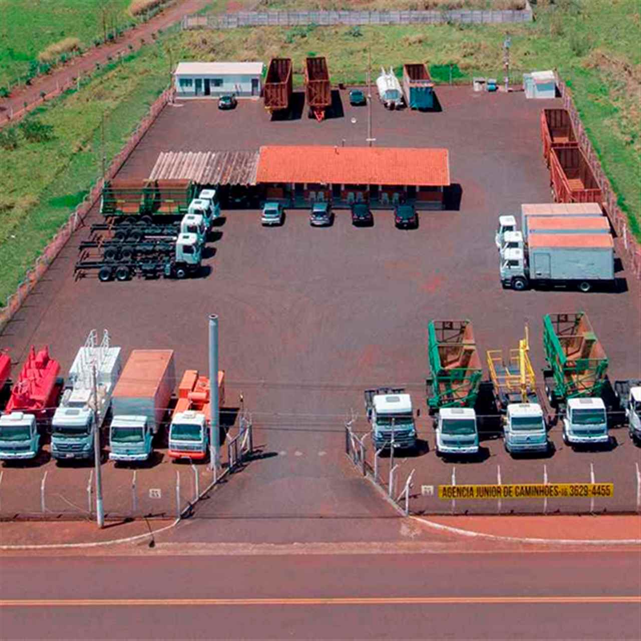 Foto da Loja da Agência Junior Caminhões