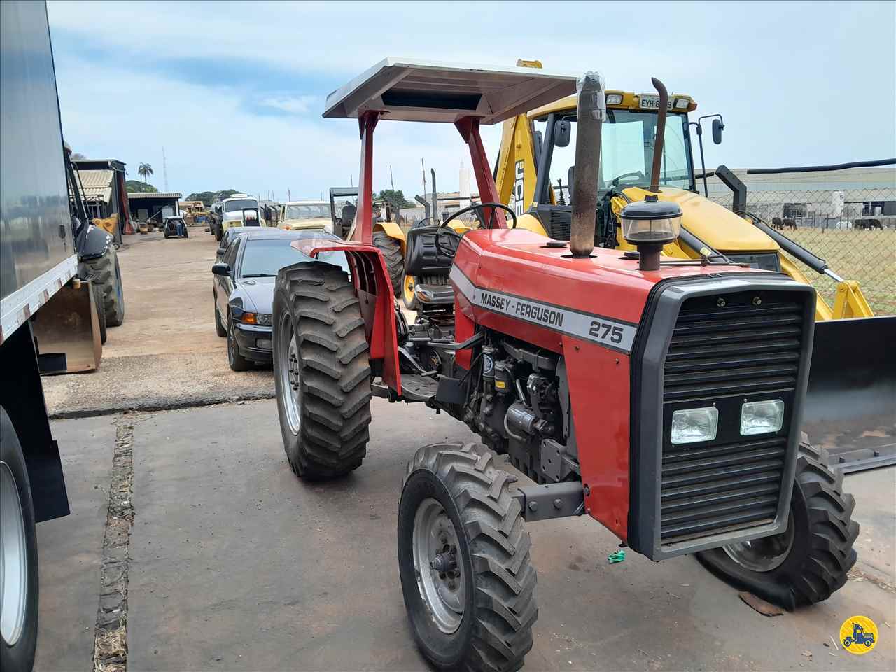 TRATOR MASSEY FERGUSON MF 275 Tração 4x2 Ravel Trucks CRAVINHOS SÃO PAULO SP