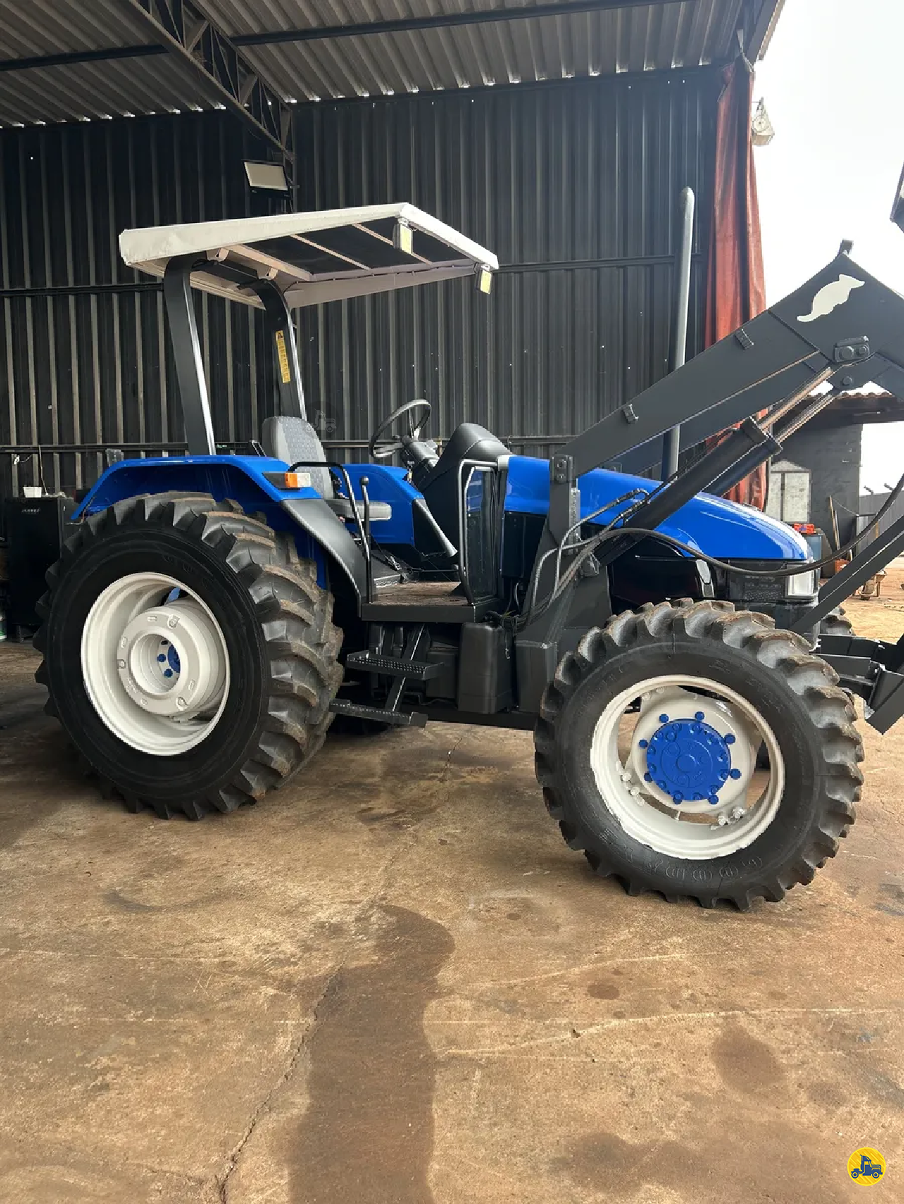 TRATOR NEW HOLLAND NEW TL 75 Tração 4x4 Ravel Trucks CRAVINHOS SÃO PAULO SP