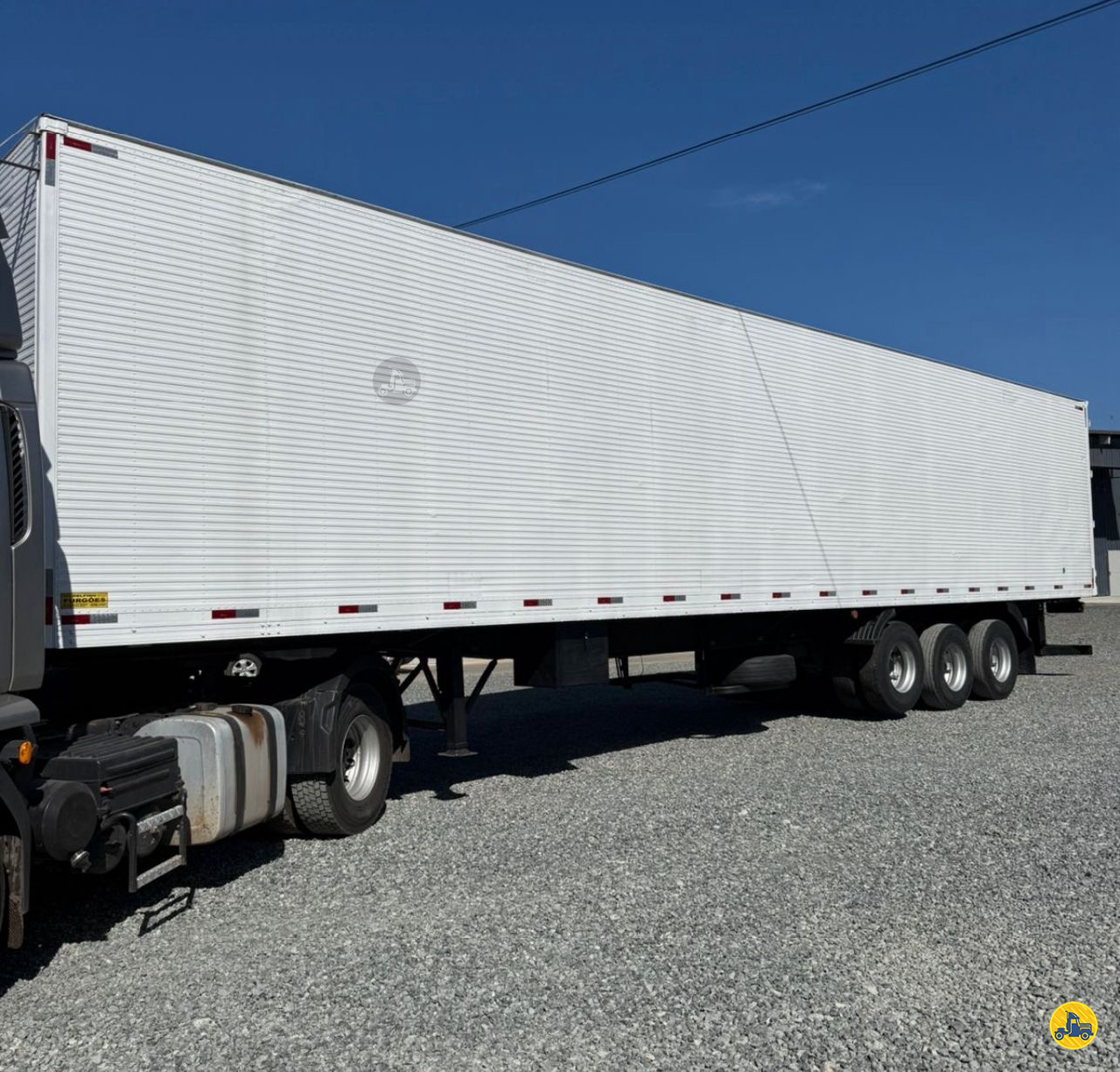 CARRETA SEMI-REBOQUE BAU FURGÃO Pátio Vila Nova  RIO NEGRINHO SANTA CATARINA SC