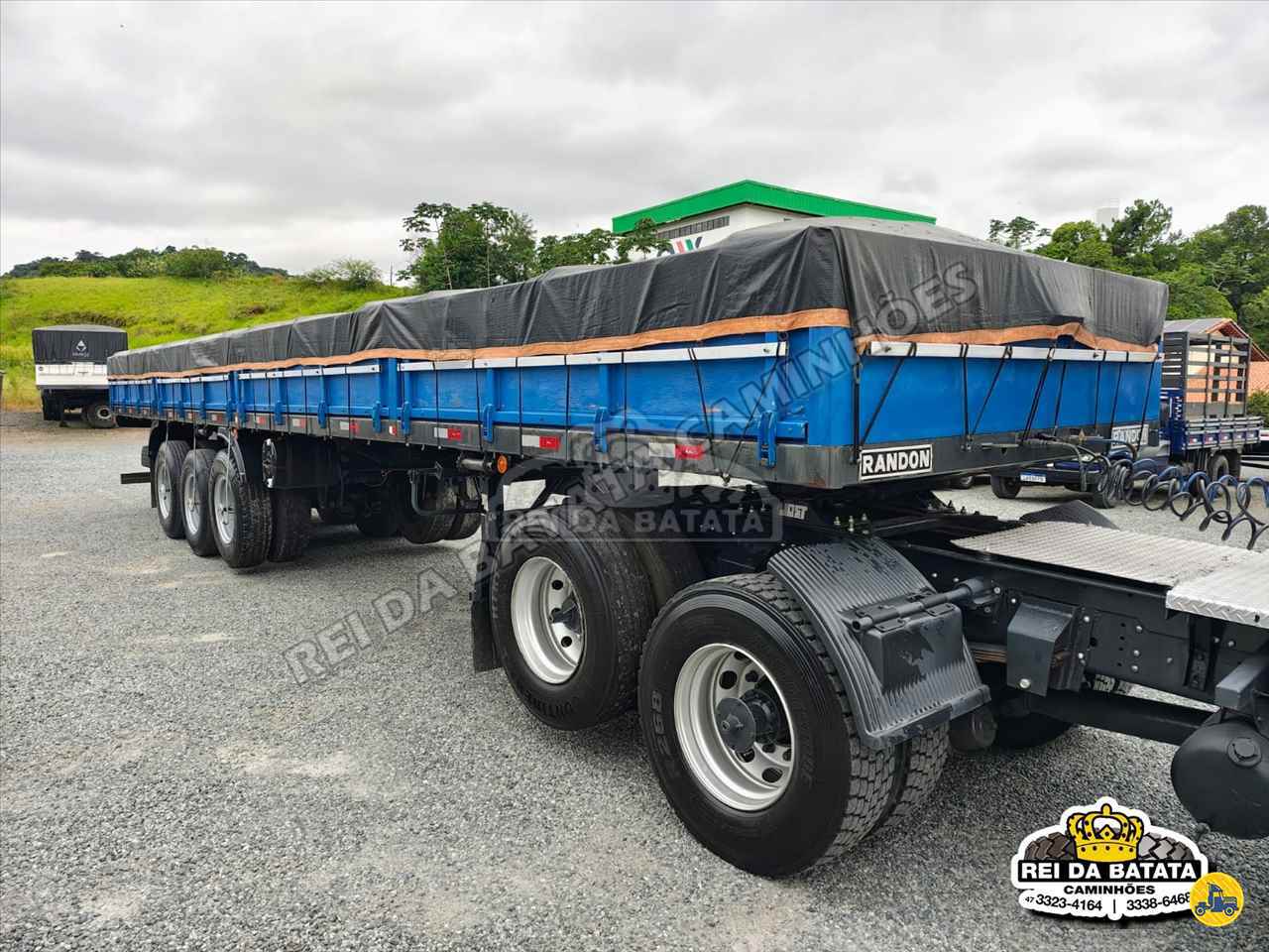 CARRETA SEMI-REBOQUE CARGA SECA Rei da Batata Caminhões BLUMENAU SANTA CATARINA SC