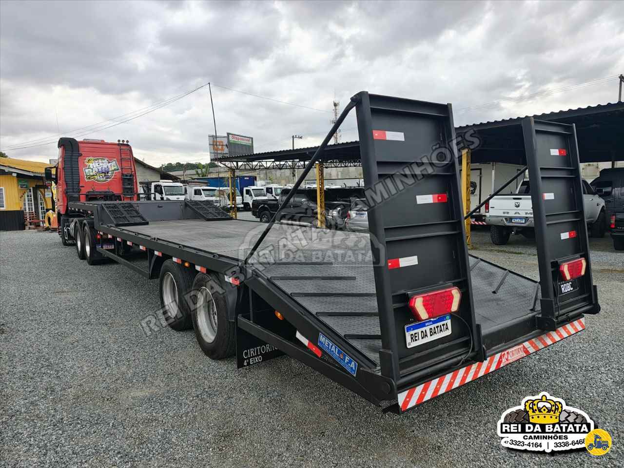 CARRETA SEMI-REBOQUE PRANCHA Rebaixada Rei da Batata Caminhões BLUMENAU SANTA CATARINA SC