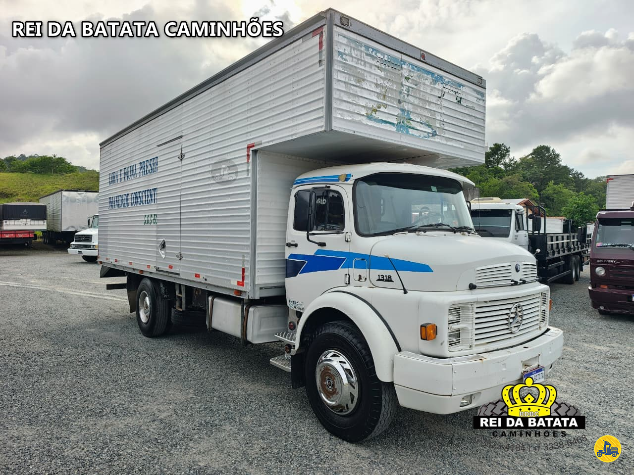 CAMINHAO MERCEDES-BENZ MB 1318 Baú Furgão Toco 4x2 Rei da Batata Caminhões BLUMENAU SANTA CATARINA SC