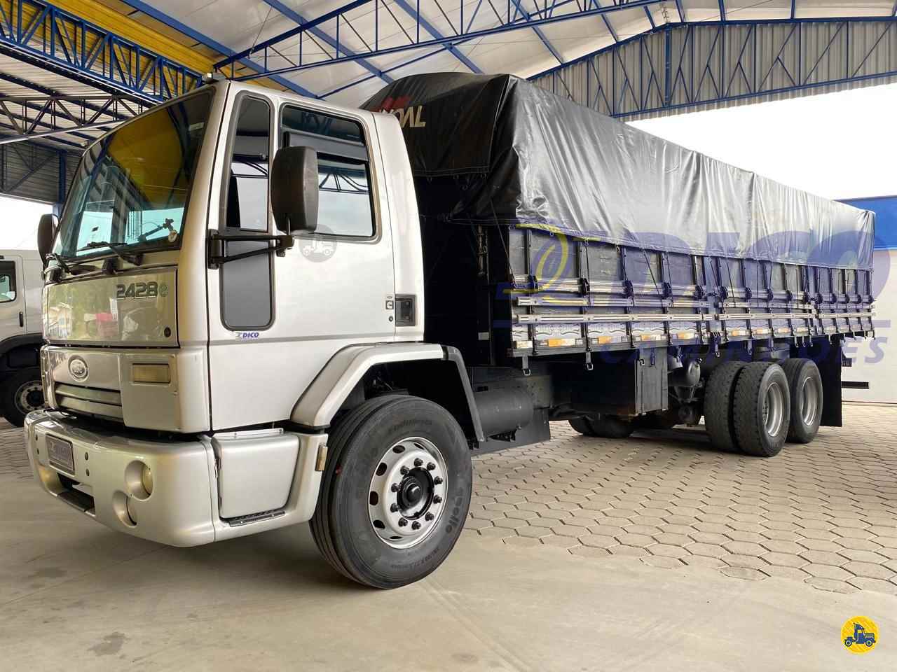 CAMINHAO FORD CARGO 2428 Graneleiro Truck 6x2 Dico Caminhões RIO DO SUL SANTA CATARINA SC