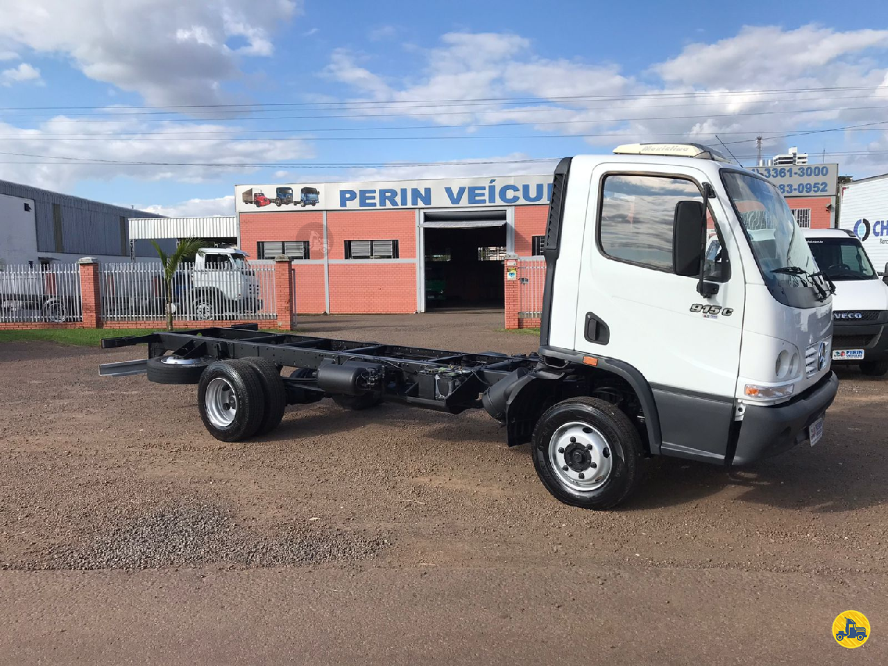 CAMINHAO MERCEDES-BENZ MB 915 Chassis 3/4 4x2 Perin Veículos SARANDI RIO GRANDE DO SUL RS