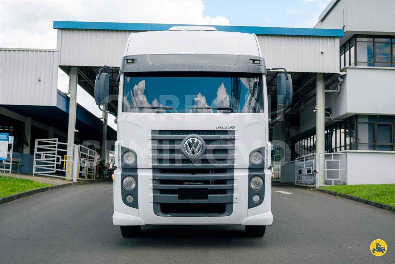 CAMINHAO VOLKSWAGEN VW 30330 Carga Seca BiTruck 8x2 Carboni Iveco VIDEIRA SANTA CATARINA SC