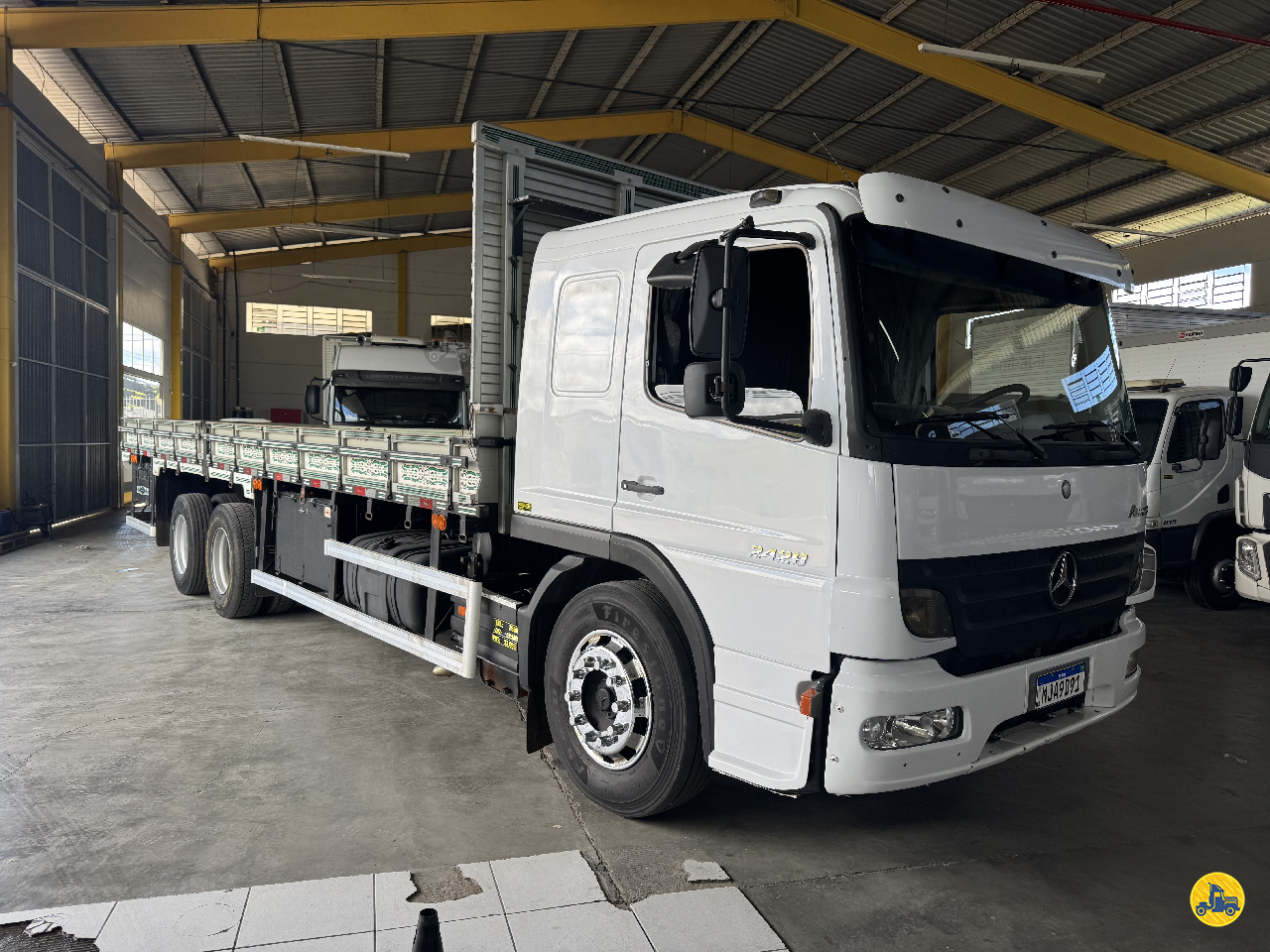 CAMINHAO MERCEDES-BENZ MB 2428