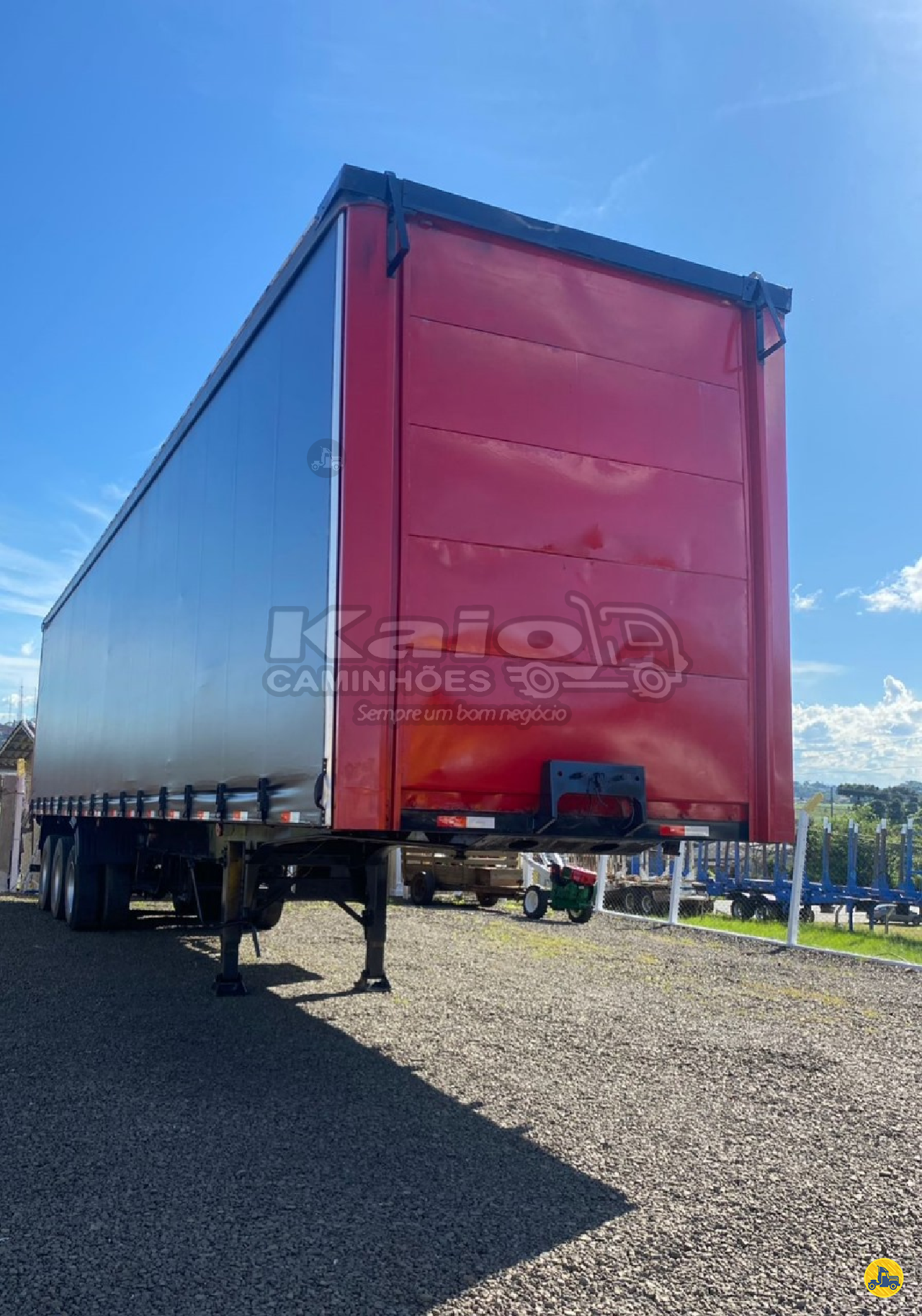 CARRETA SEMI-REBOQUE BAU SIDER Reta Kaio Caminhões LAGES SANTA CATARINA SC