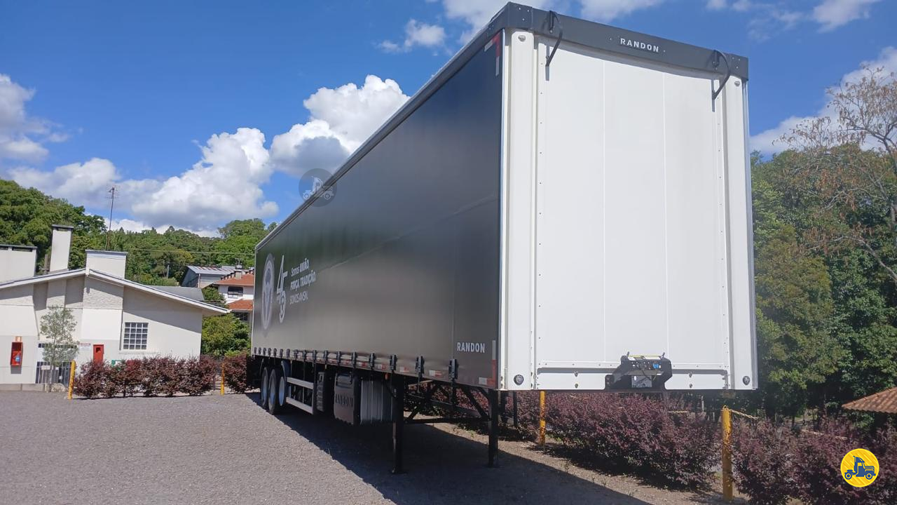 CARRETA SEMI-REBOQUE BAU SIDER Reta Kaio Caminhões LAGES SANTA CATARINA SC