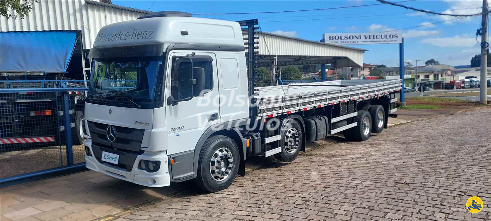 CAMINHAO MERCEDES-BENZ MB 3030 Carga Seca BiTruck 8x2 Bolsoni Veículos NOVA PRATA RIO GRANDE DO SUL RS