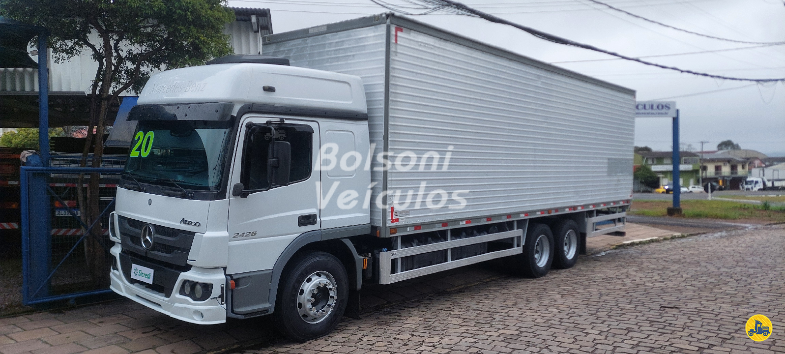 CAMINHAO MERCEDES-BENZ MB 2426 Baú Furgão Truck 6x2 Bolsoni Veículos NOVA PRATA RIO GRANDE DO SUL RS