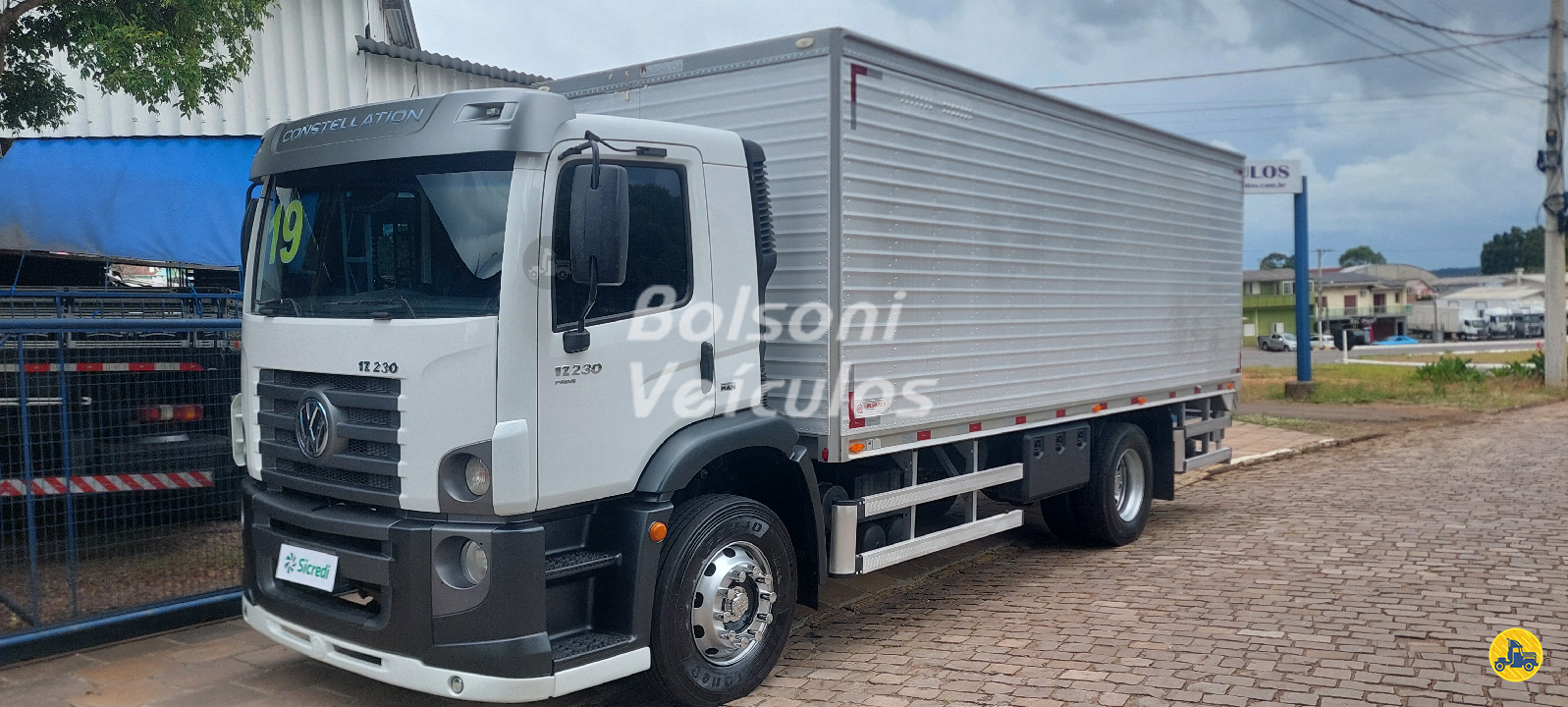 CAMINHAO VOLKSWAGEN VW 17230 Baú Furgão Toco 4x2 Bolsoni Veículos NOVA PRATA RIO GRANDE DO SUL RS