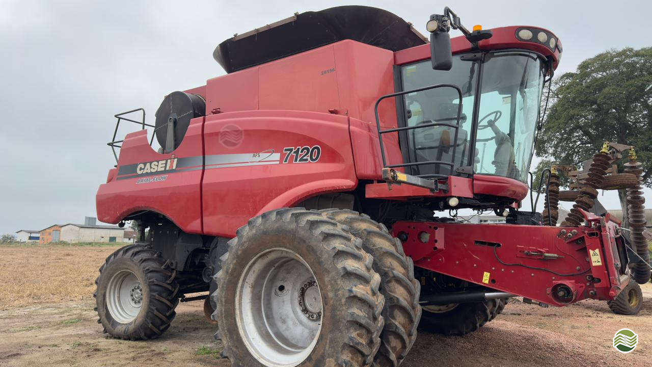 COLHEITADEIRA CASE CASE 7120 Trator Castro CASTRO PARANÁ PR