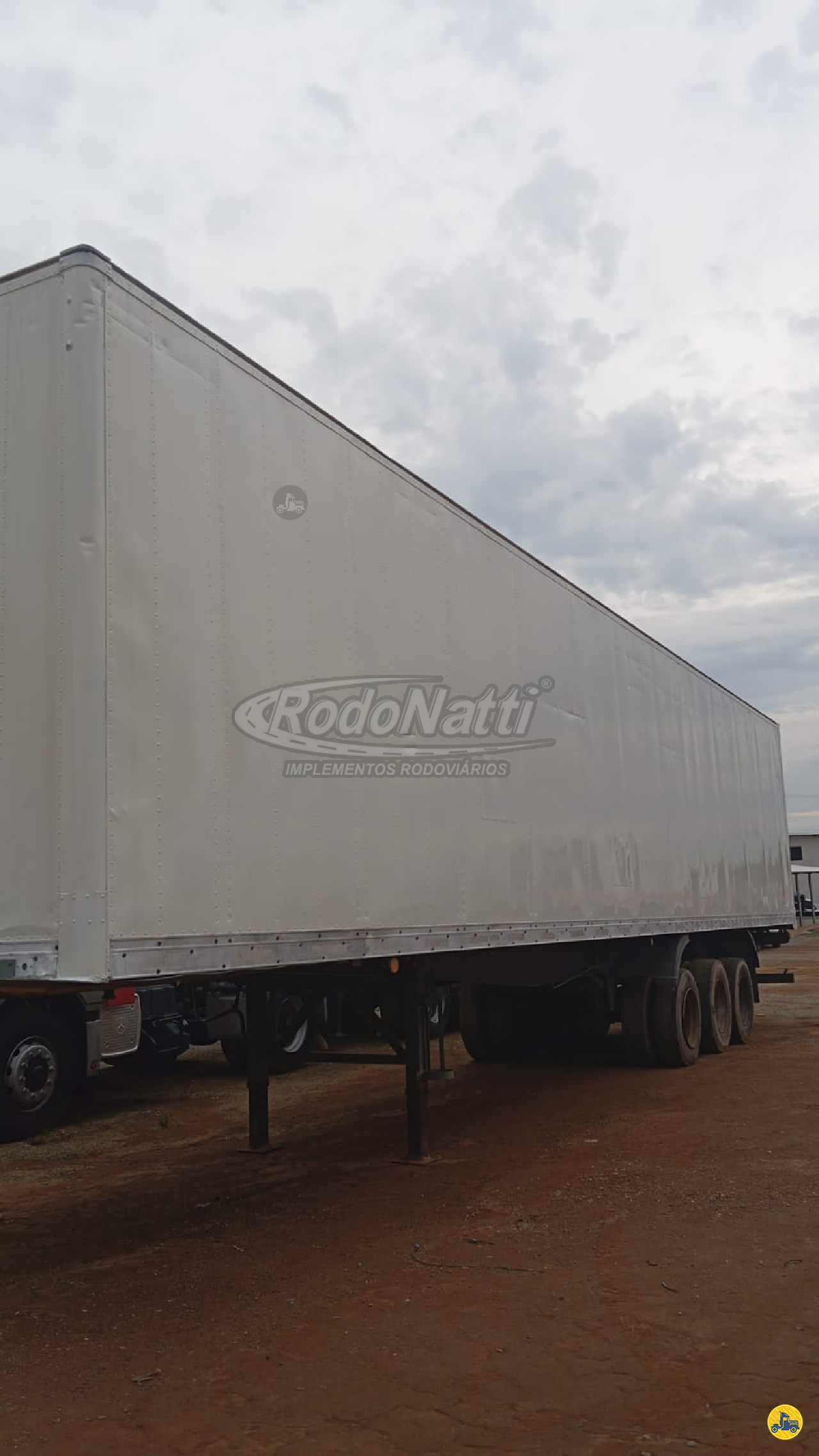 CARRETA SEMI-REBOQUE BAU FURGÃO Rodonatti  - Domínio GOIANIA GOIAS GO