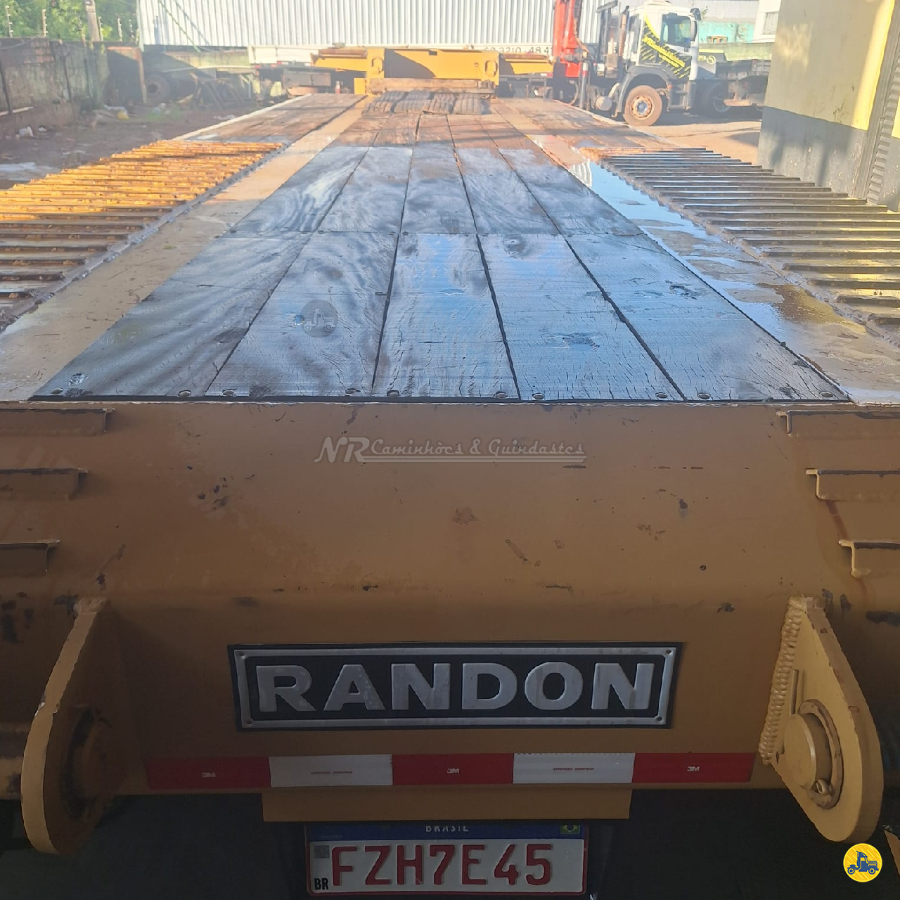 CARRETA SEMI-REBOQUE PRANCHA Reta NR Caminhões e Guindastes GOIANIA GOIAS GO