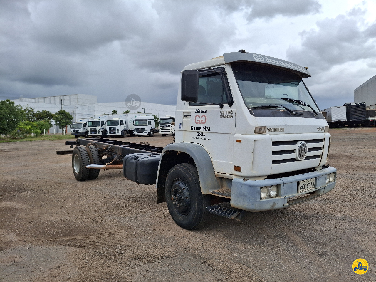 CAMINHAO VOLKSWAGEN VW 13180