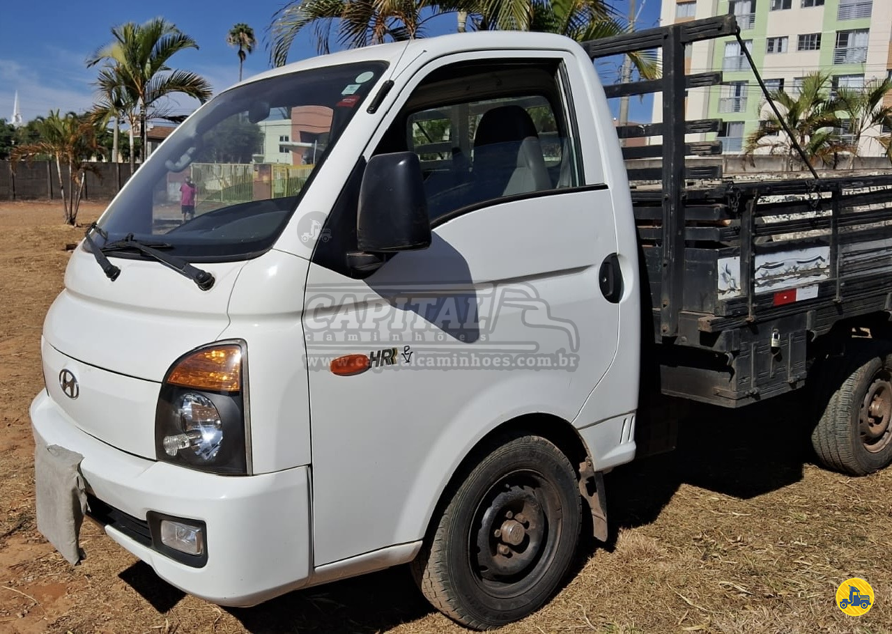 CAMINHAO HYUNDAI HR Carga Seca 3/4 4x2 Capital Caminhões - Implementos Rodoviários - Novos e Usados LUZIANIA GOIAS GO