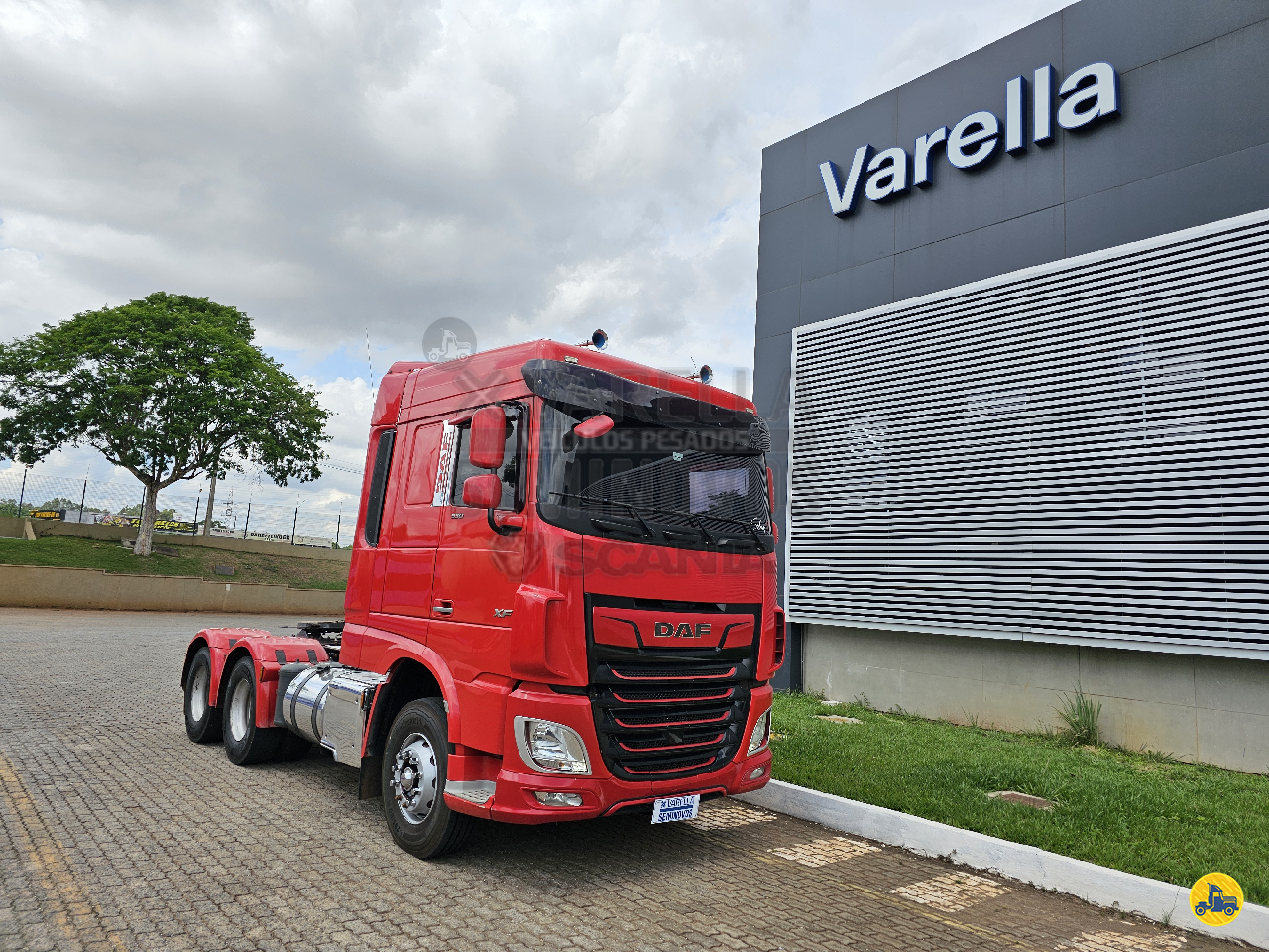 CAMINHAO DAF DAF XF FTT 530 Cavalo Mecânico Cavalo 6x4 Varella Seminovos Scania APARECIDA DE GOIANIA GOIAS GO