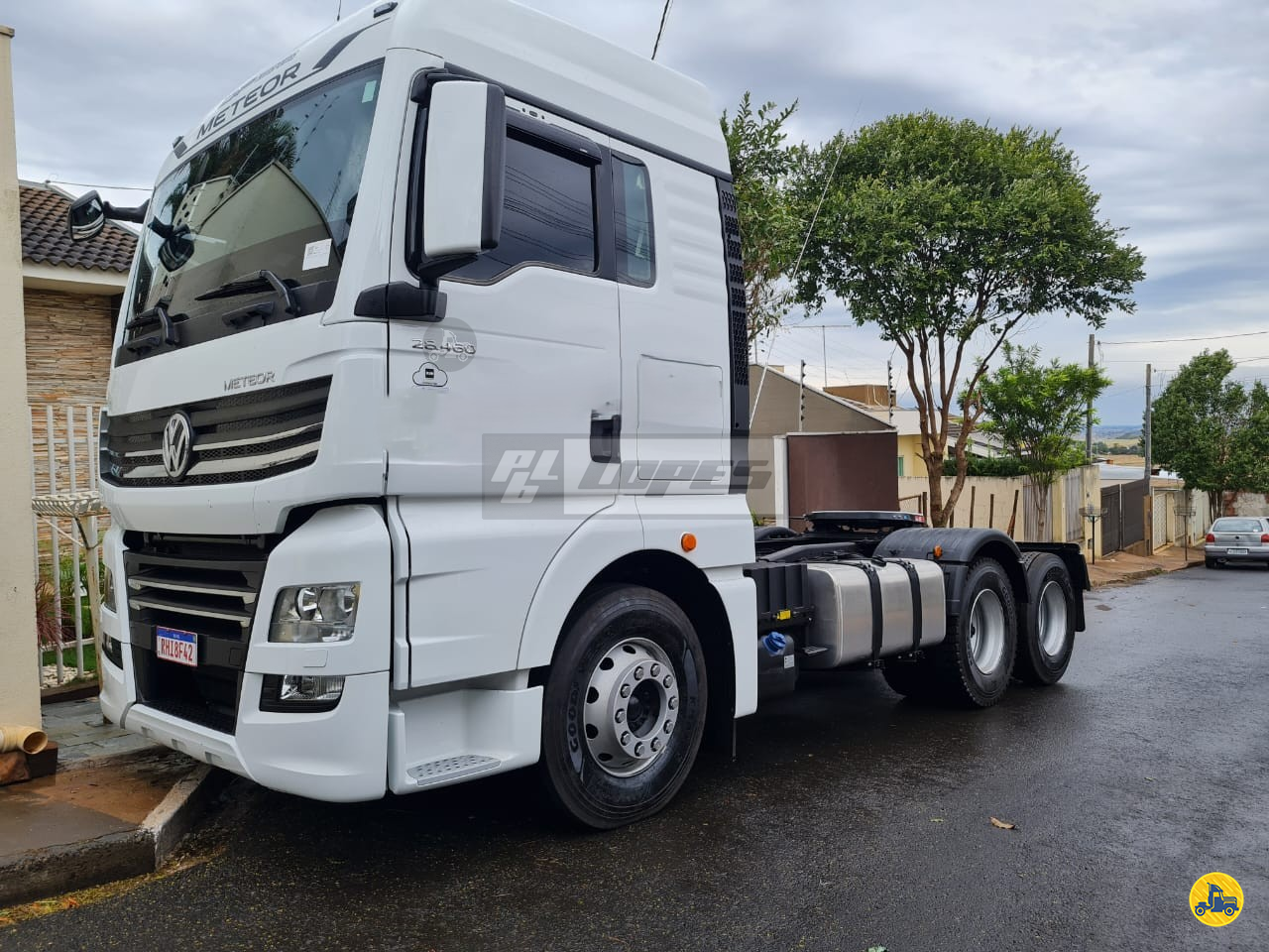 CAMINHAO VOLKSWAGEN VW 28460 Cavalo Mecânico Truck 6x2 P. B. Lopes - Scania - Maringá PR MARINGA PARANÁ PR