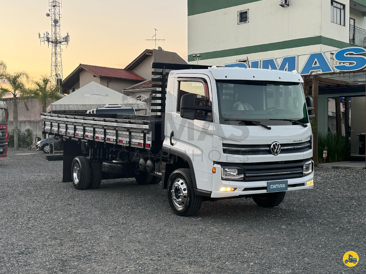 CAMINHAO VOLKSWAGEN VW 11180 Carga Seca 3/4 4x2 Dimas Caminhões SAO JOSE SANTA CATARINA SC