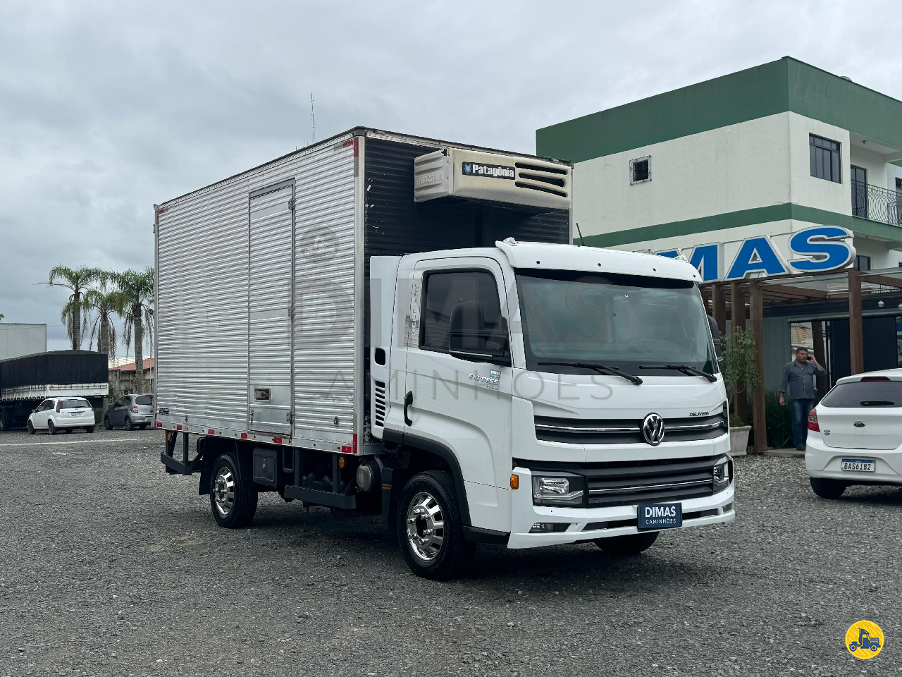 CAMINHAO VOLKSWAGEN DELIVERY EXPRESS Baú Frigorífico 3/4 4x2 Dimas Caminhões SAO JOSE SANTA CATARINA SC