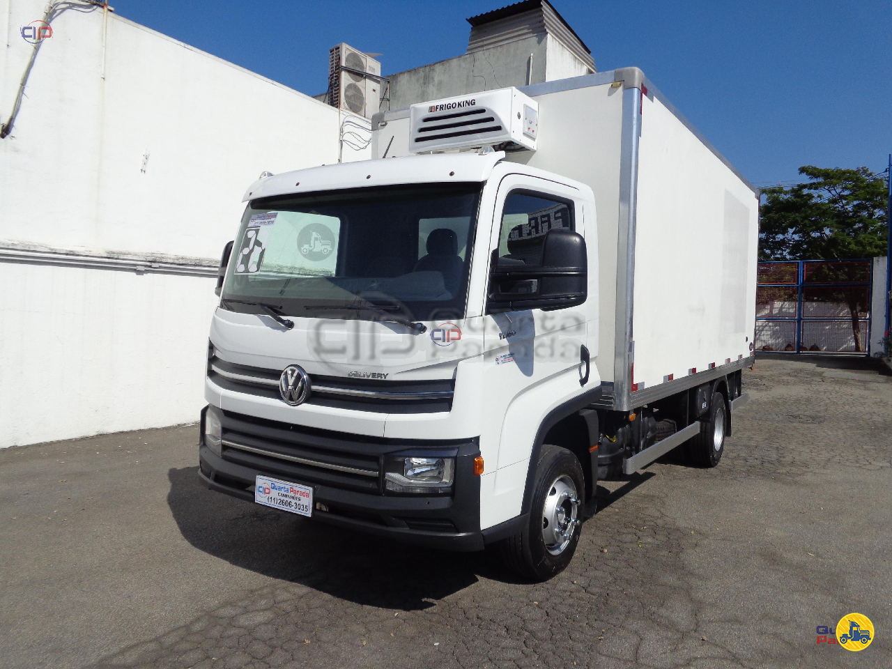 CAMINHAO VOLKSWAGEN VW 11180 Baú Frigorífico 3/4 4x2 Quarta Parada Caminhões SAO PAULO SÃO PAULO SP