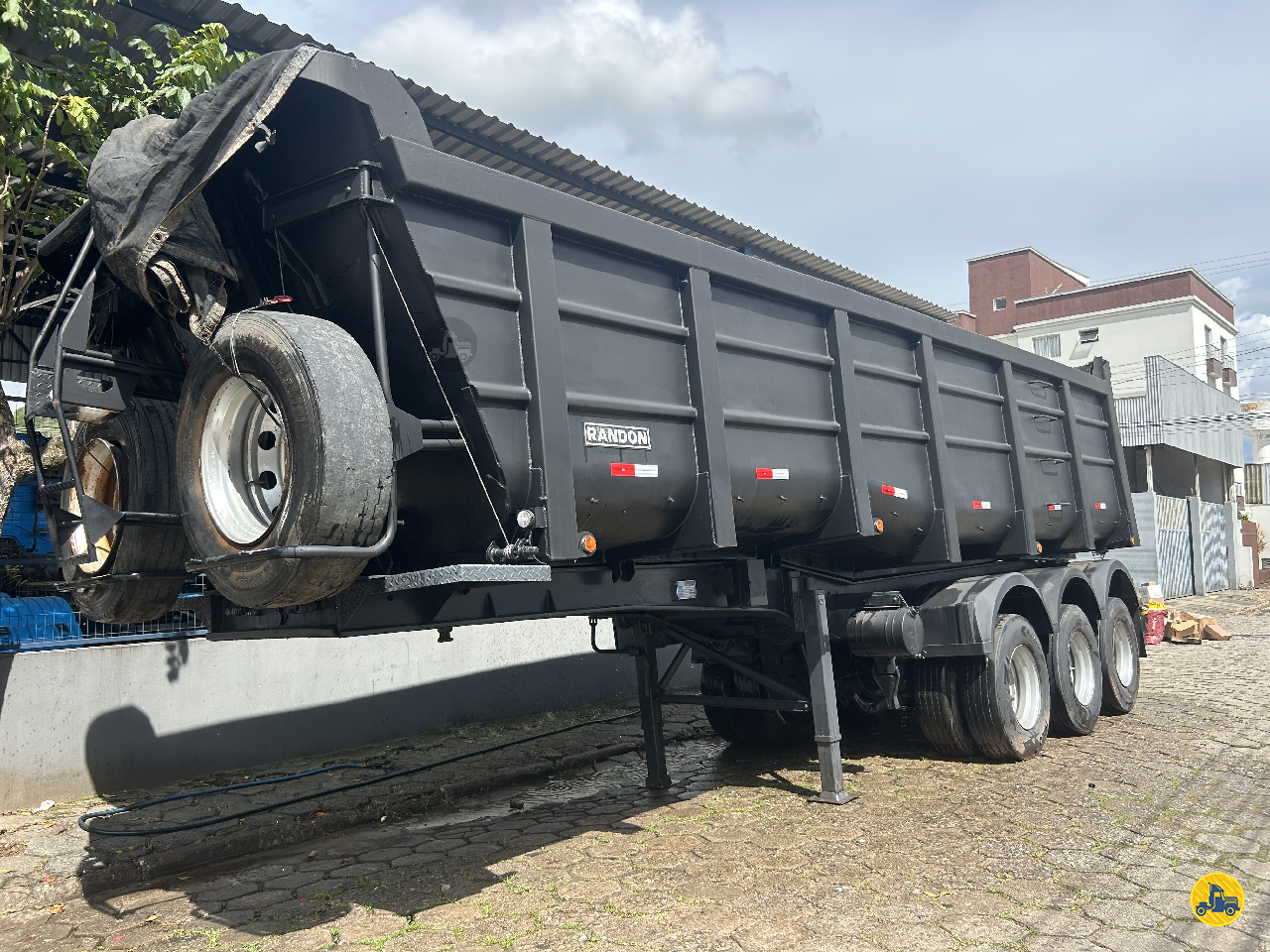 CARRETA SEMI-REBOQUE BASCULANTE Edmilson Caminhões Itajubá MG ITAJUBA MINAS GERAIS MG