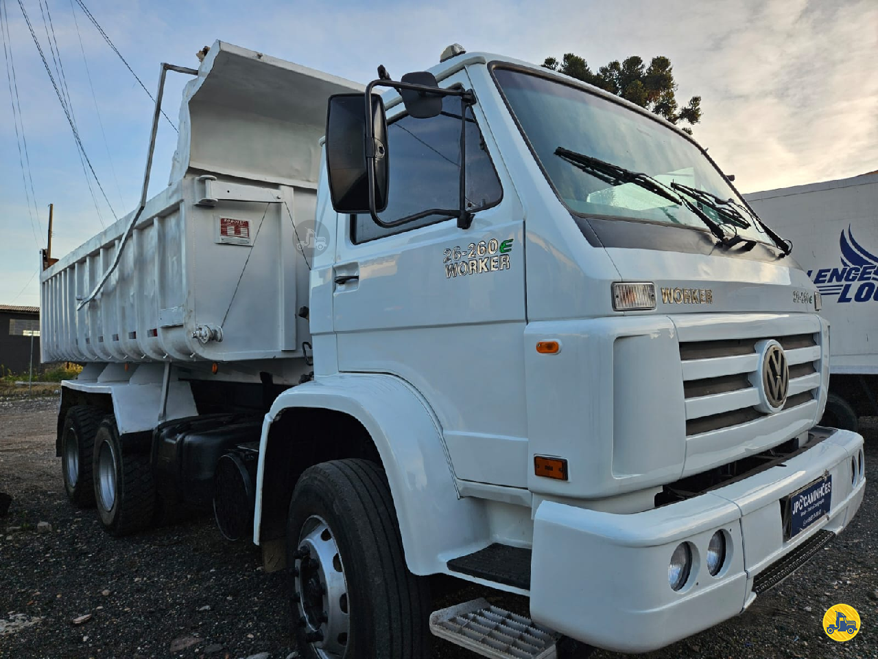 CAMINHAO VOLKSWAGEN VW 26260 Caçamba Basculante Traçado 6x4 JPC Caminhões CURITIBA PARANÁ PR