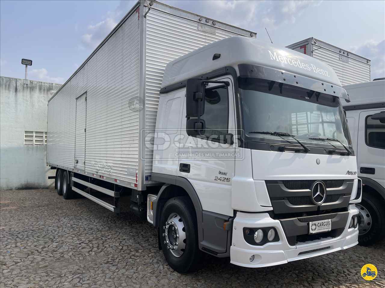CAMINHAO MERCEDES-BENZ MB 2426 Carga Seca Truck 6x2 Cargus Caminhões Multimarcas PARA DE MINAS MINAS GERAIS MG