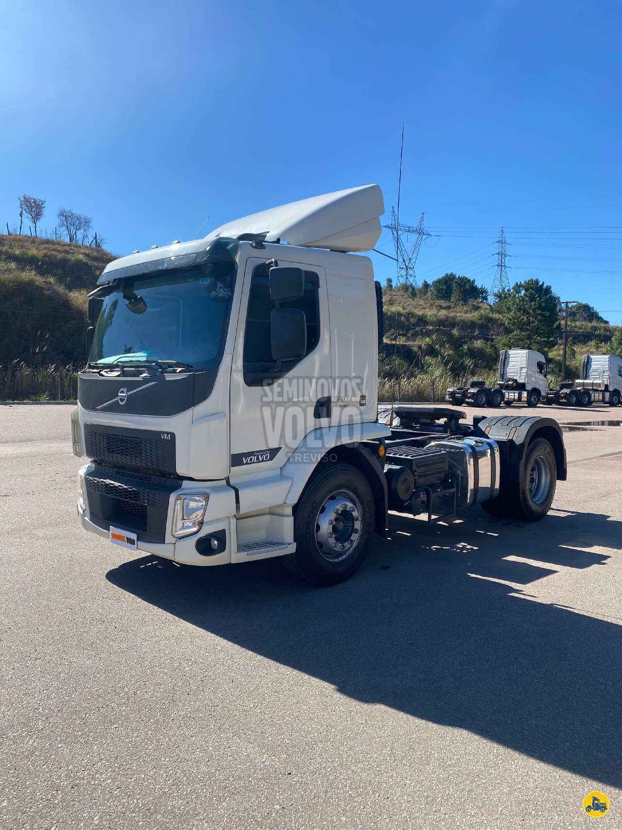 CAMINHAO VOLVO VOLVO VM 360 Cavalo Mecânico Cavalo 4x2 Treviso Seminovos BETIM MINAS GERAIS MG