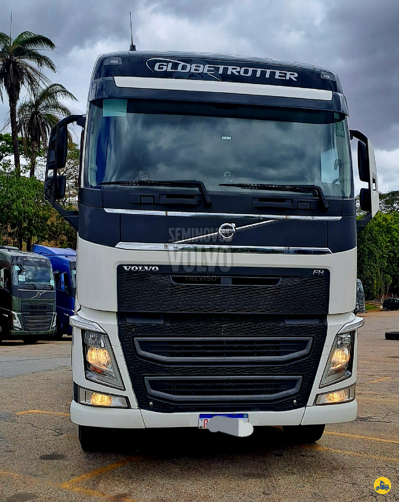 CAMINHAO VOLVO VOLVO FH 500 Cavalo Mecânico Cavalo 6x2 Treviso Seminovos BETIM MINAS GERAIS MG