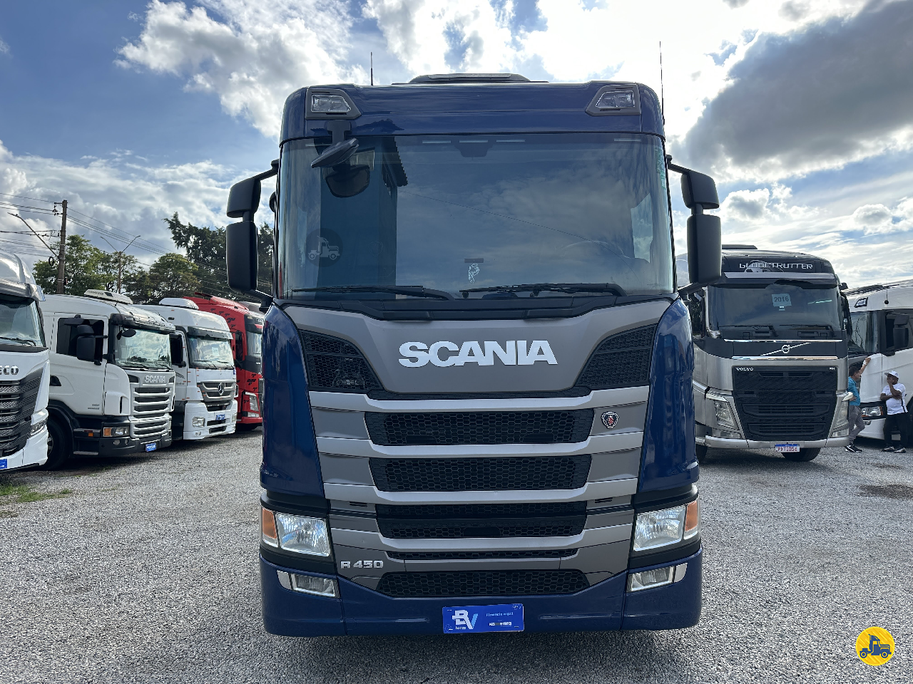 SCANIA R450 de 13 de Maio Caminhões