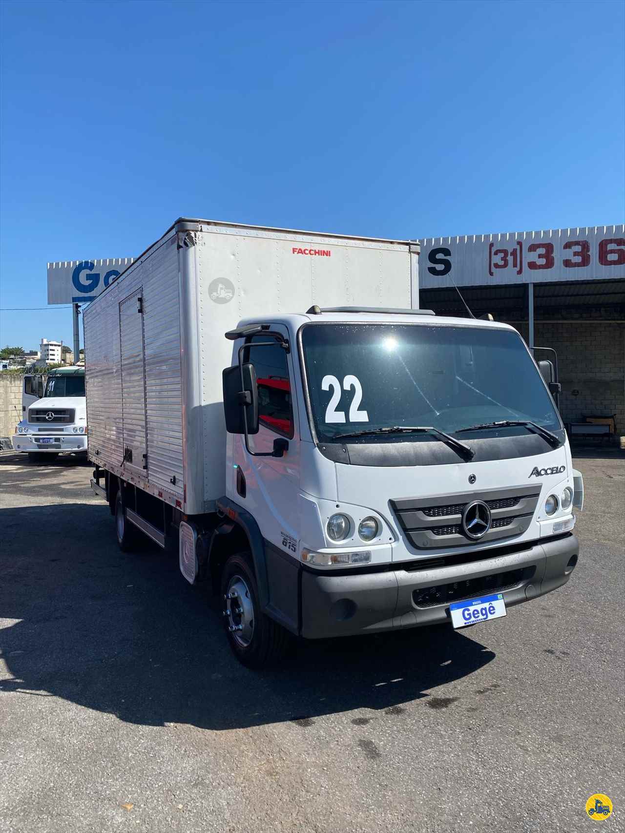 CAMINHAO MERCEDES-BENZ MB 815 Carga Seca 3/4 4x2 Gegê Caminhões CONTAGEM MINAS GERAIS MG