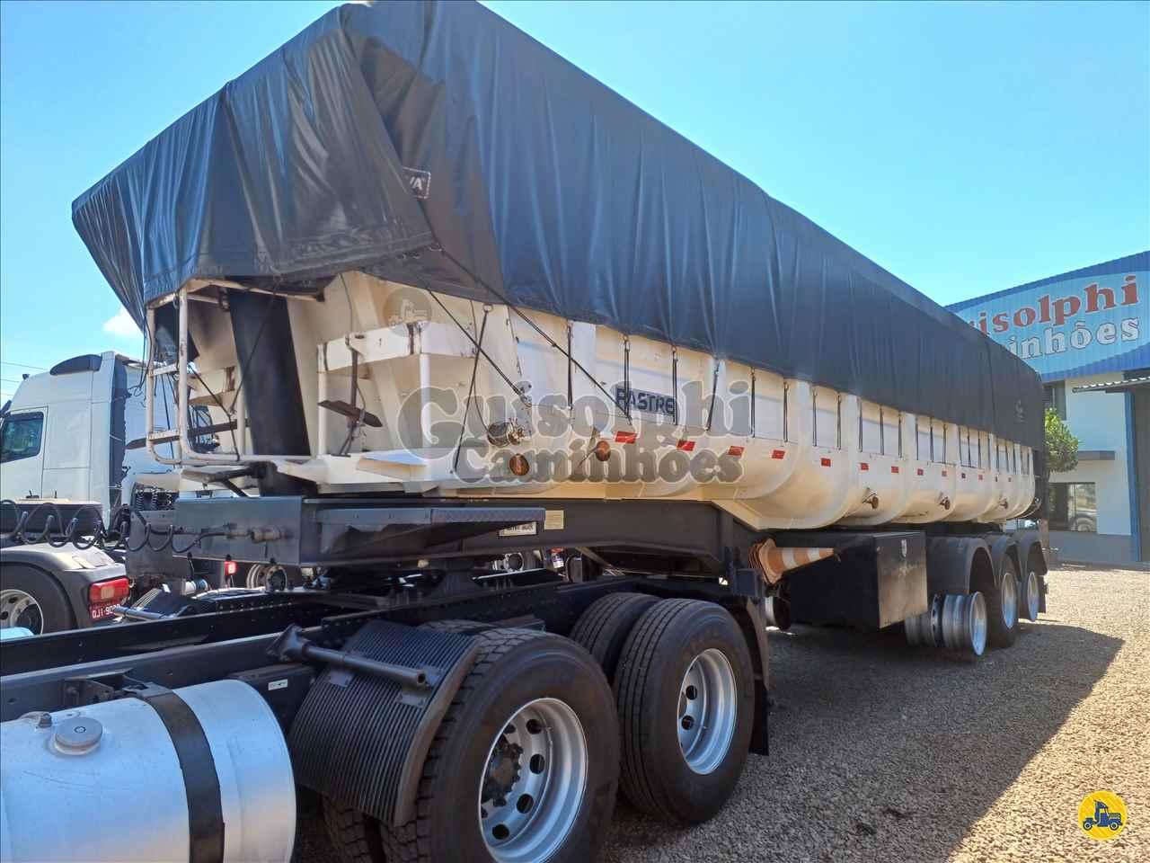 CARRETA SEMI-REBOQUE BASCULANTE Guisolphi Caminhões XANXERE SANTA CATARINA SC