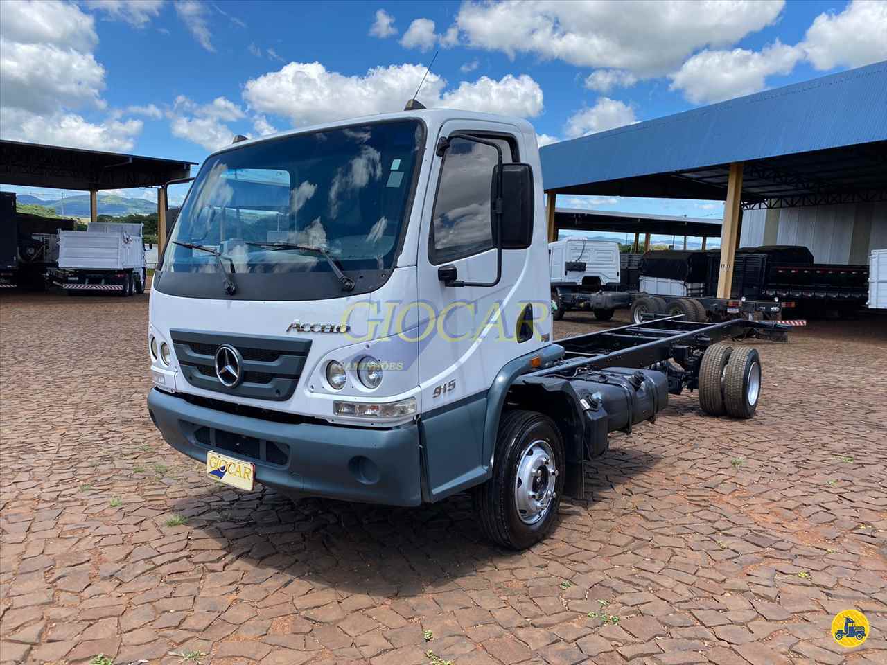 CAMINHAO MERCEDES-BENZ MB 815 Chassis 3/4 4x2 Giocar Caminhões PATO BRANCO PARANÁ PR