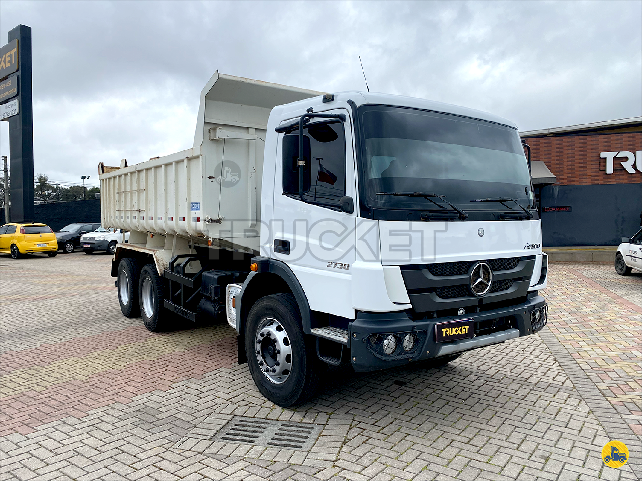 CAMINHAO MERCEDES-BENZ MB 2730 Caçamba Basculante Cavalo 6x4 Trucket Caminhões CURITIBA PARANÁ PR