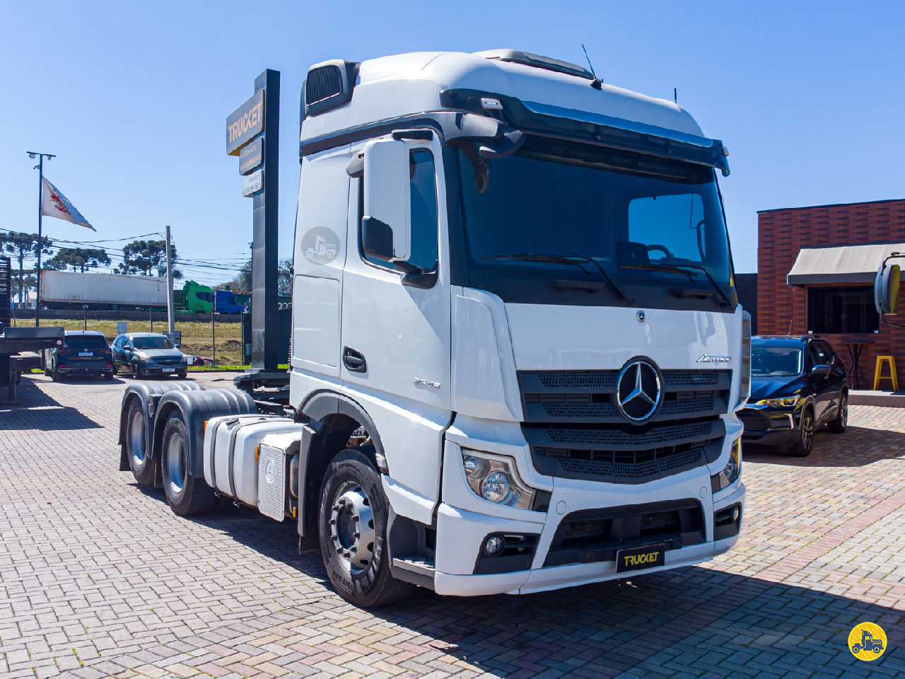 CAMINHAO MERCEDES-BENZ MB 2548 Chassis Cavalo 6x2 Trucket Caminhões CURITIBA PARANÁ PR