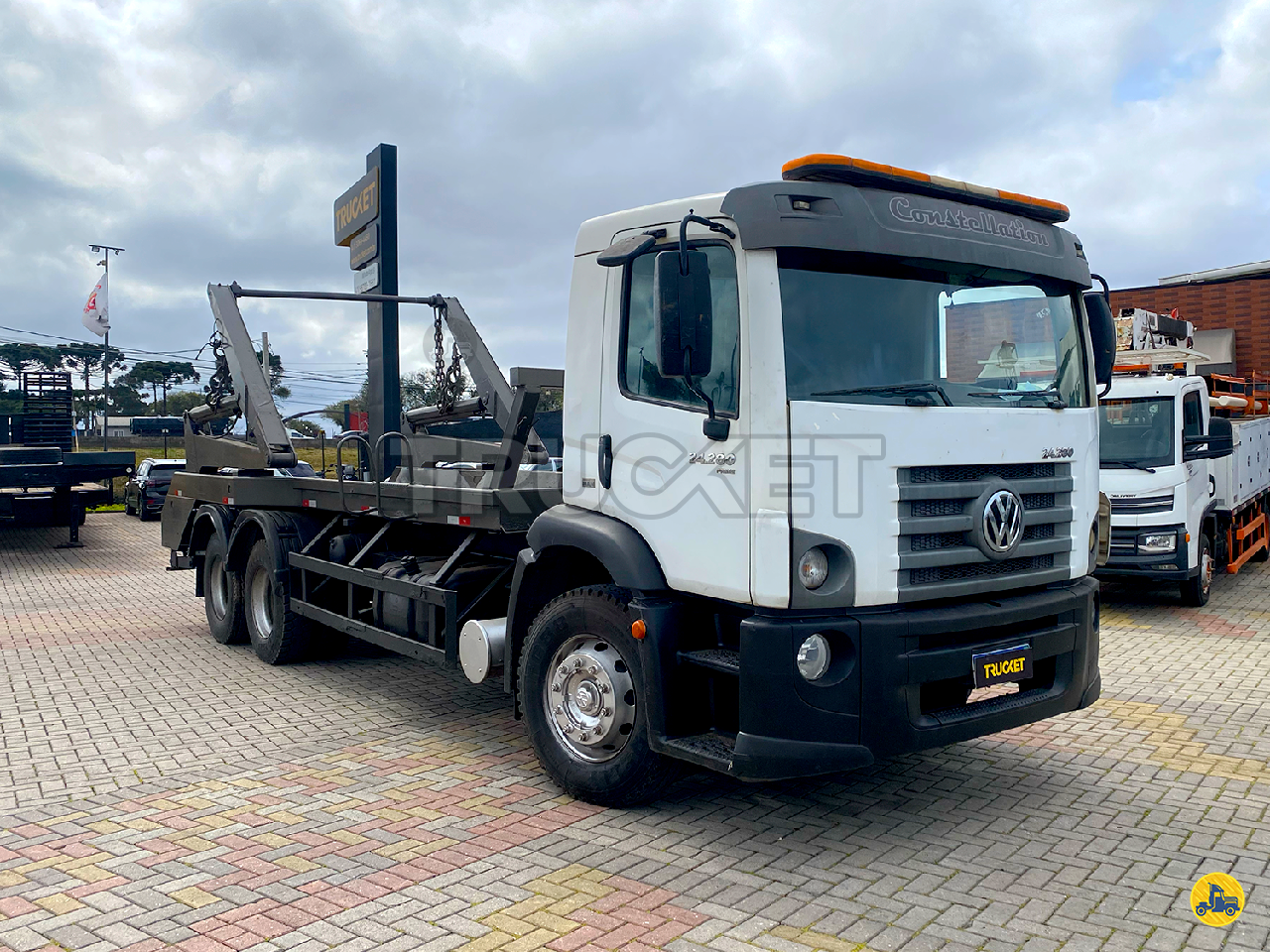 CAMINHAO VOLKSWAGEN VW 24280 Roll ON OFF Truck 6x2 Trucket Caminhões CURITIBA PARANÁ PR