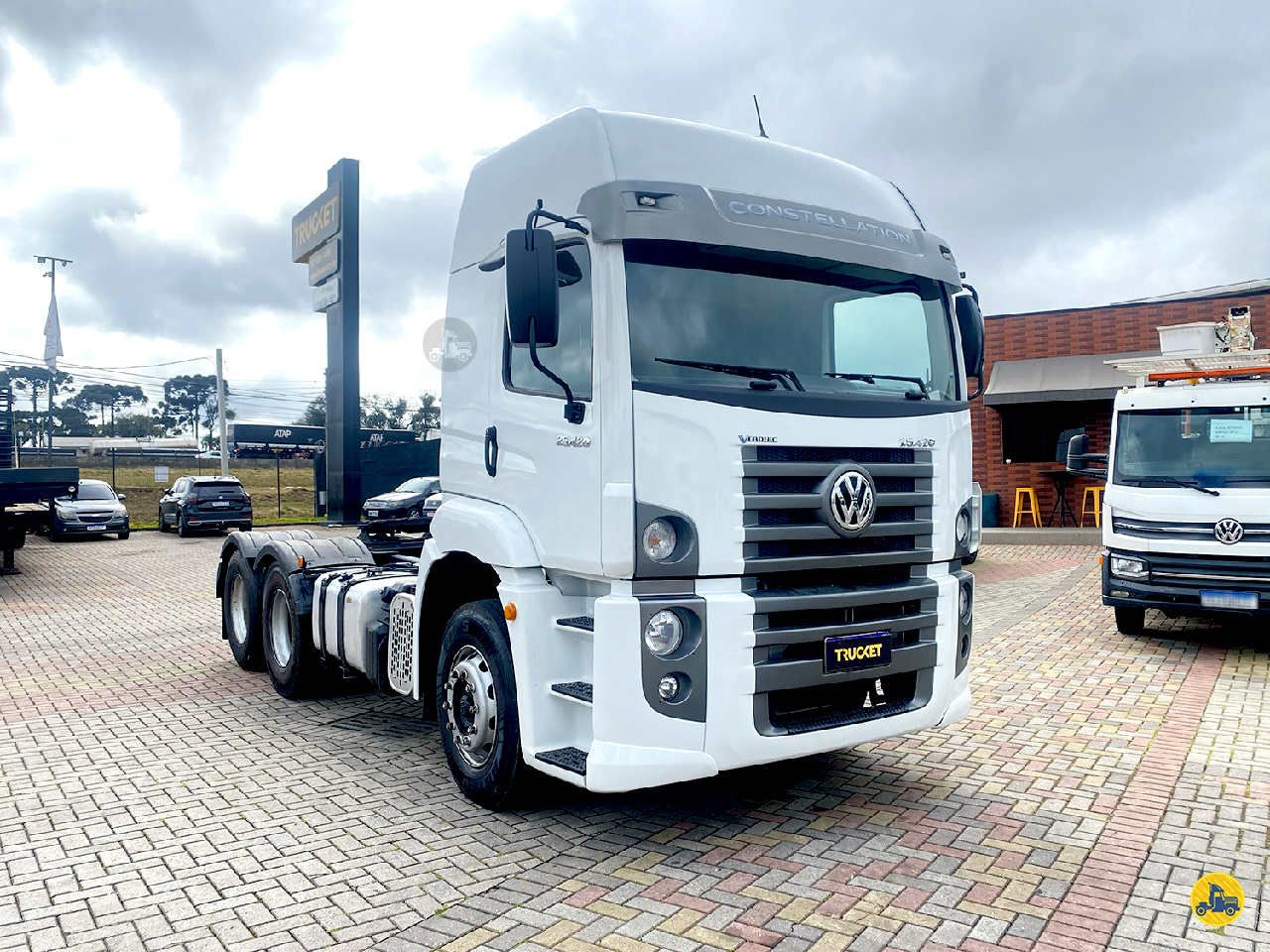 CAMINHAO VOLKSWAGEN VW 25420 Cavalo Mecânico Cavalo 6x2 Trucket Caminhões CURITIBA PARANÁ PR