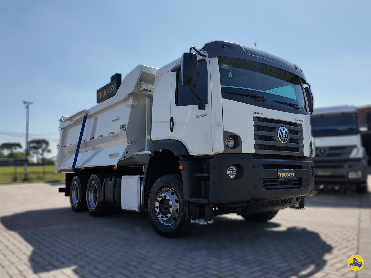 CAMINHAO VOLKSWAGEN VW 33460 Caçamba Basculante Cavalo 6x4 Trucket Caminhões CURITIBA PARANÁ PR